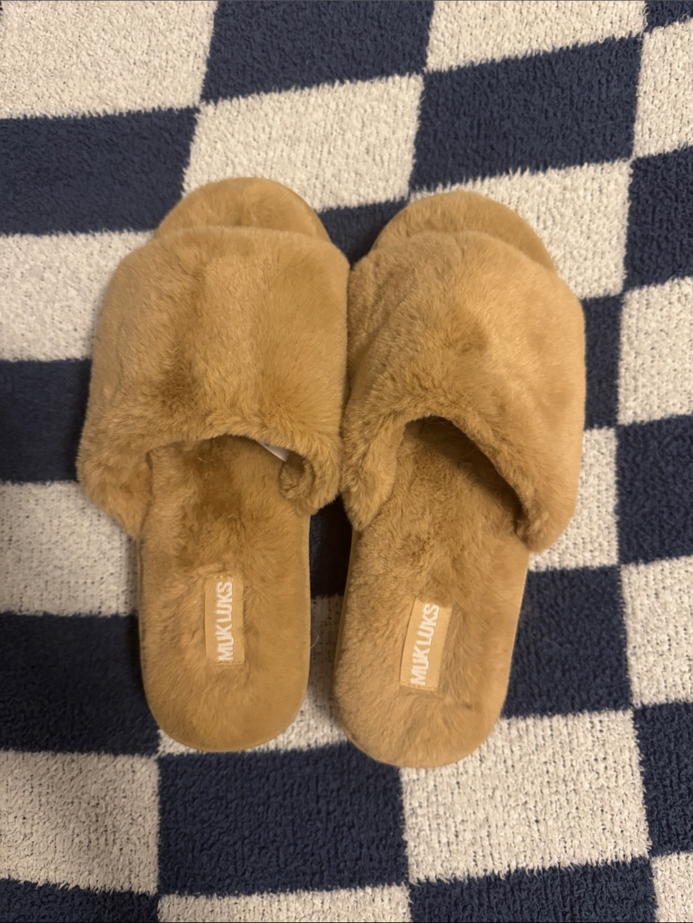 Muk Luks Women’s Camel Faux-Fur Slide Slippers